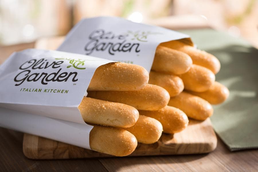 1/2 DOCENA BREADSTICKS