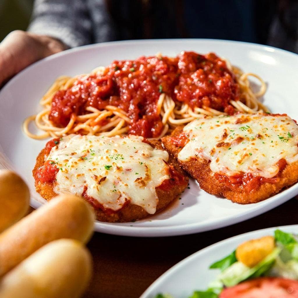 CHICKEN PARMIGIANA